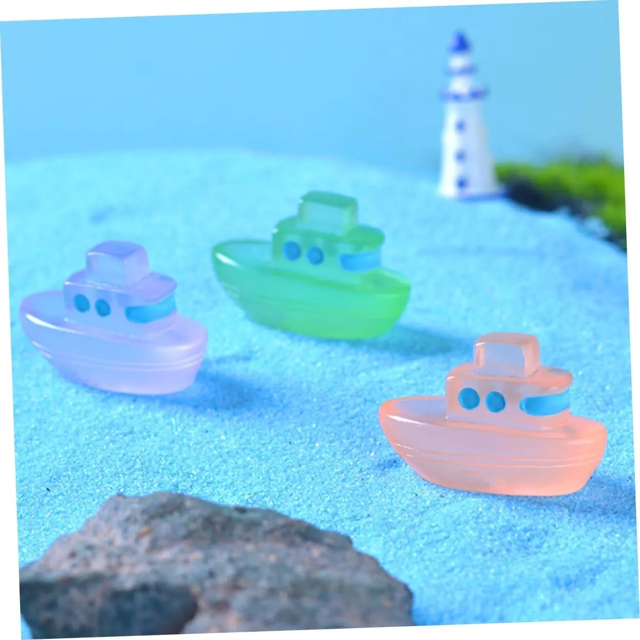 24pcs Glow Dark Miniature Boat Figurines Adorable Resin Crafts for Dollhouse Garden and Beach Decor for Creative Landscapes
