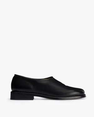 Anatomic Slip On