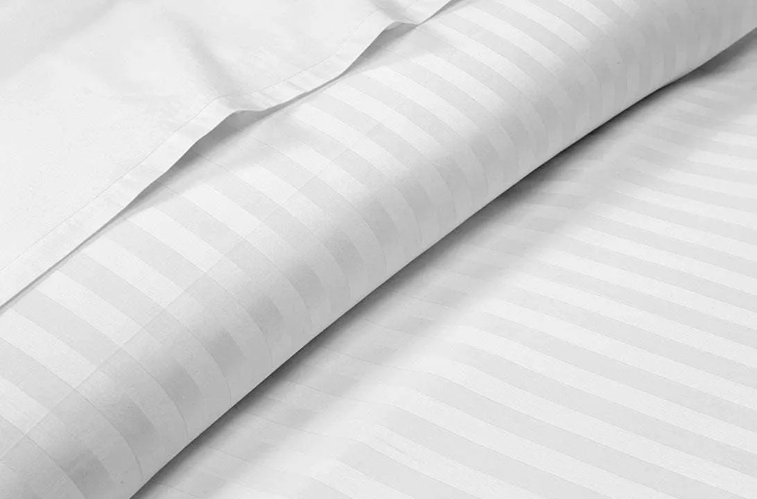 Bed Sheet Set of 5PCs, White Stripe,Full-XL Size, 1 Fitted Sheet (15"-16") Deep Pocket, 1 Flat Sheet, 1 Duvet Cover with Zipper and 2 Pillowcases, Pure Egyptian Cotton, 400 Thread Count.