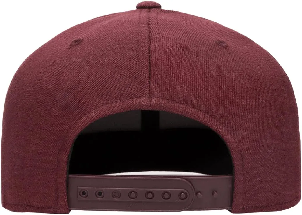Flexfit Men's One Size 110 Classic Snapback