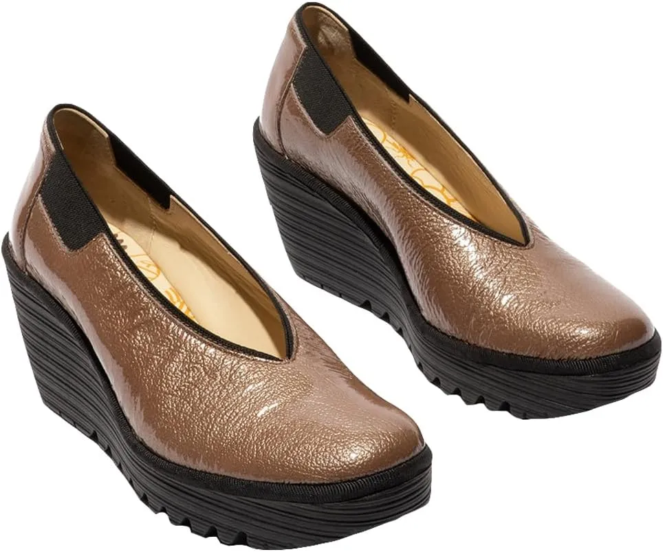 Fly London Women's Yoza438fly Loafer