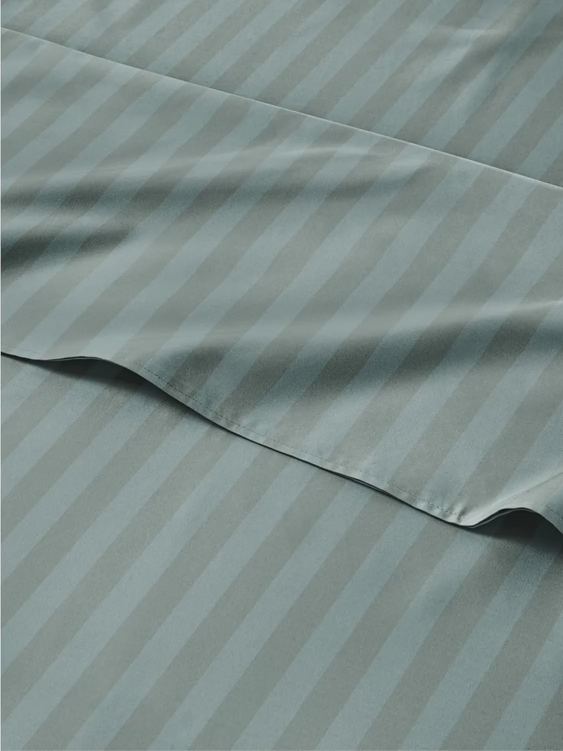 Green Striped Sheets – 3 Piece Twin Set with 1 Flat & 1 Fitted Sheet & 1 Pillowcase w/ Deep Pockets – Cozy, Wrinkle & Fade Resistant - Ultra-Soft, Breathable, Cooling – Luxury Pinstripe Bed Sheets Set