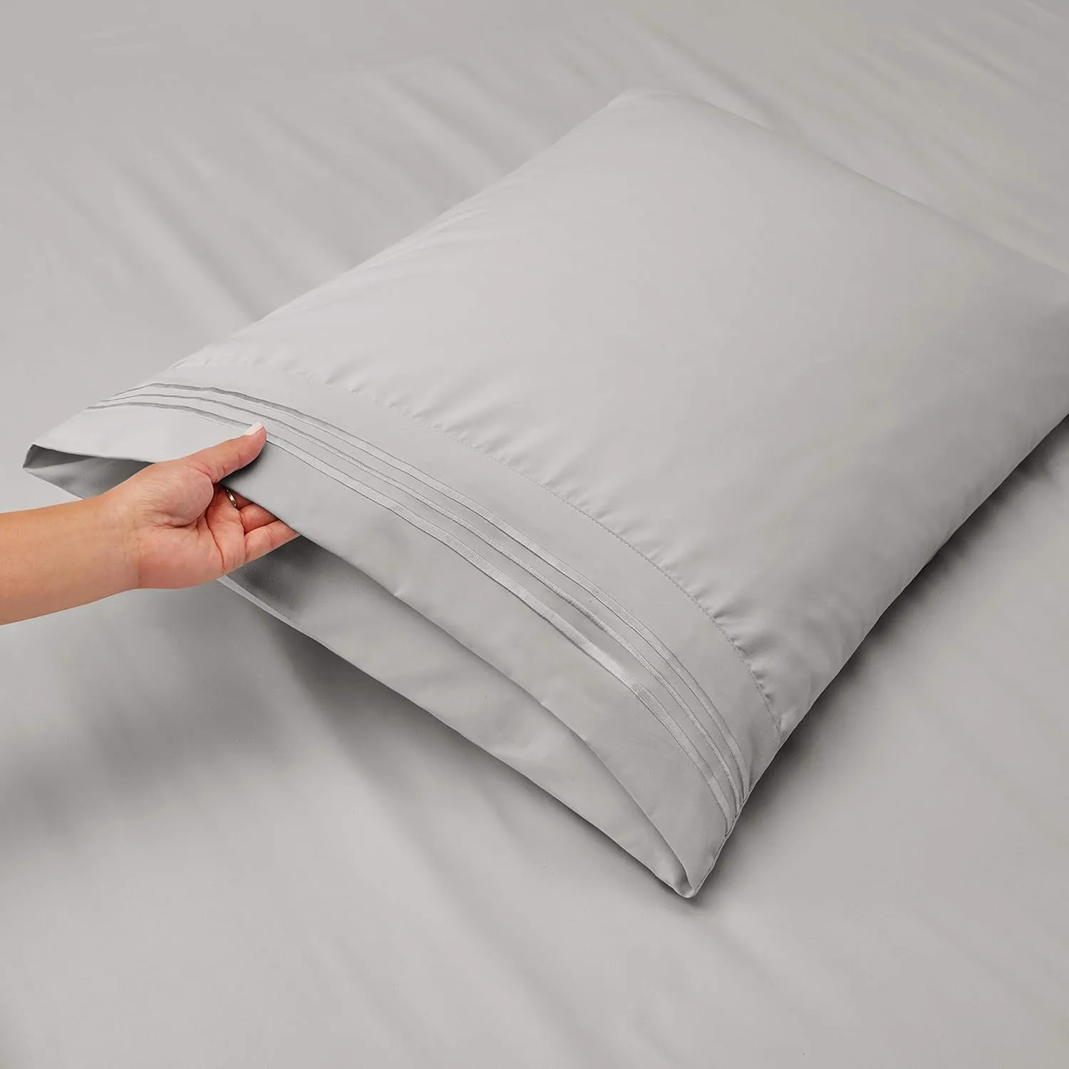 Hearth & Harbor King Size Sheets - 4 Piece Bed Sheet Set, Hotel Luxury Double Brushed Bed Sheets - Extra Soft Bedding Sheets & Pillowcases, King, Silver Grey