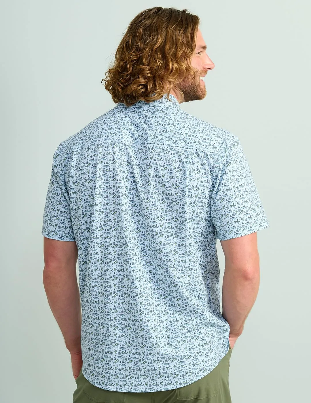 HUK Kona Solid Short Sleeve Fishing Button Down Shirt for Men