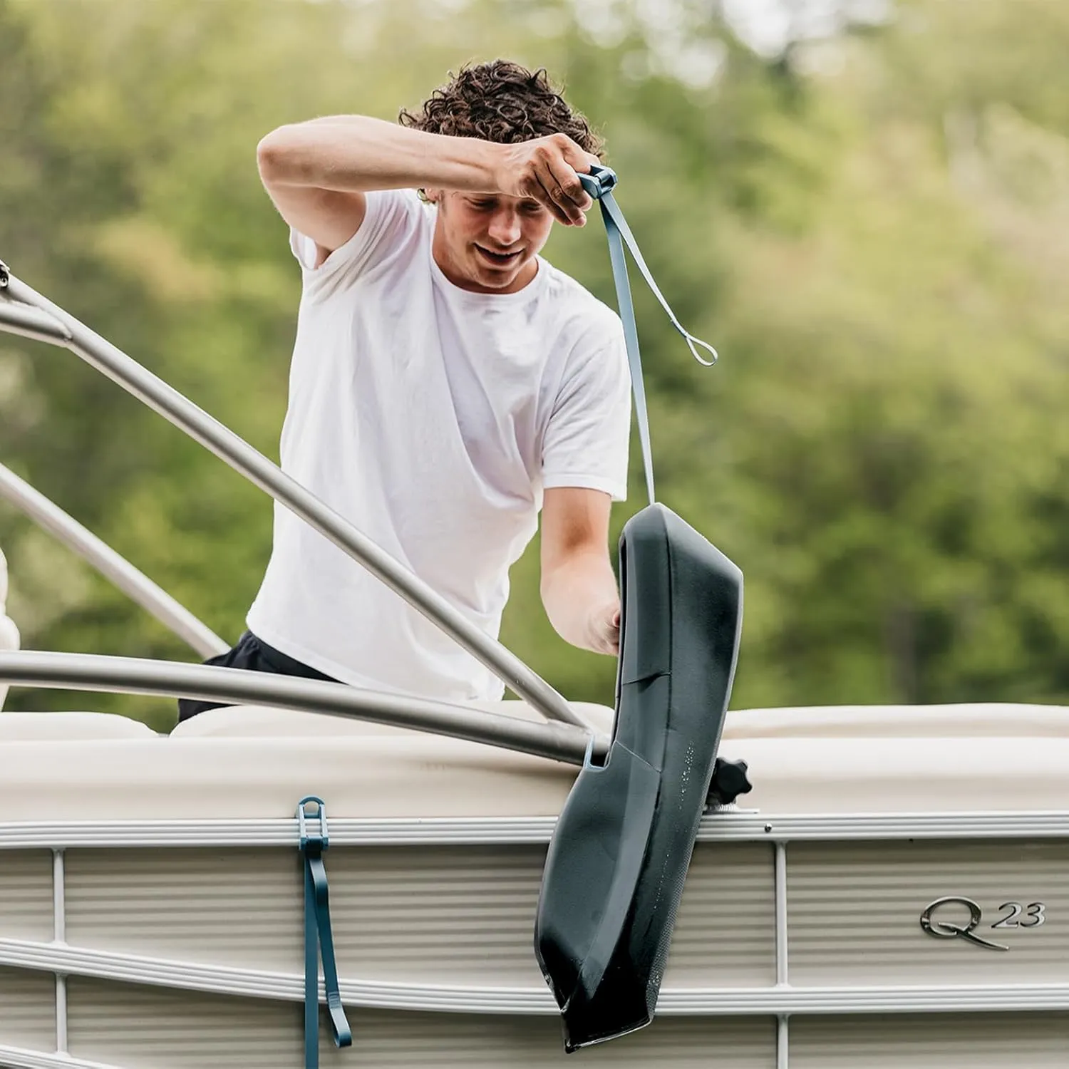MISSION Boat Gear Maven Pontoon Fenders Bumpers