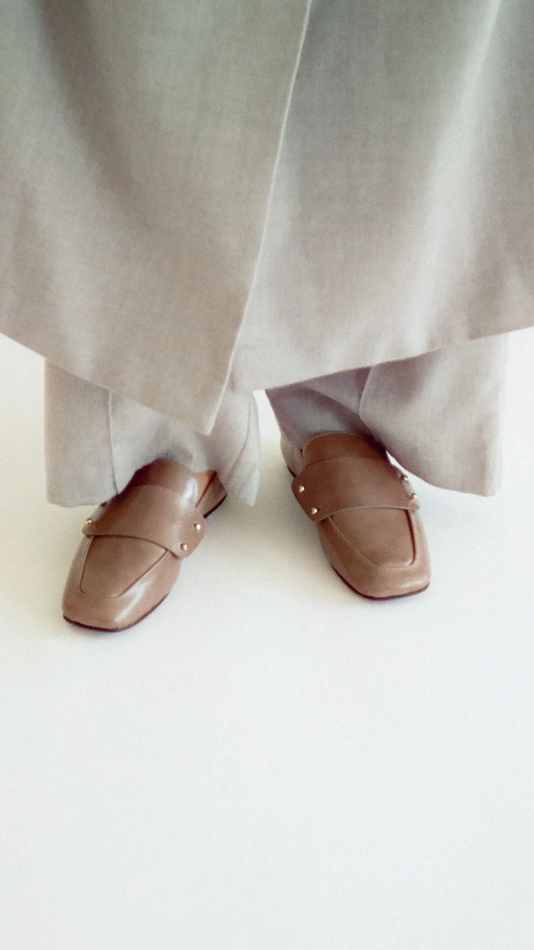 PATTI LOAFER | Taupe Leather
