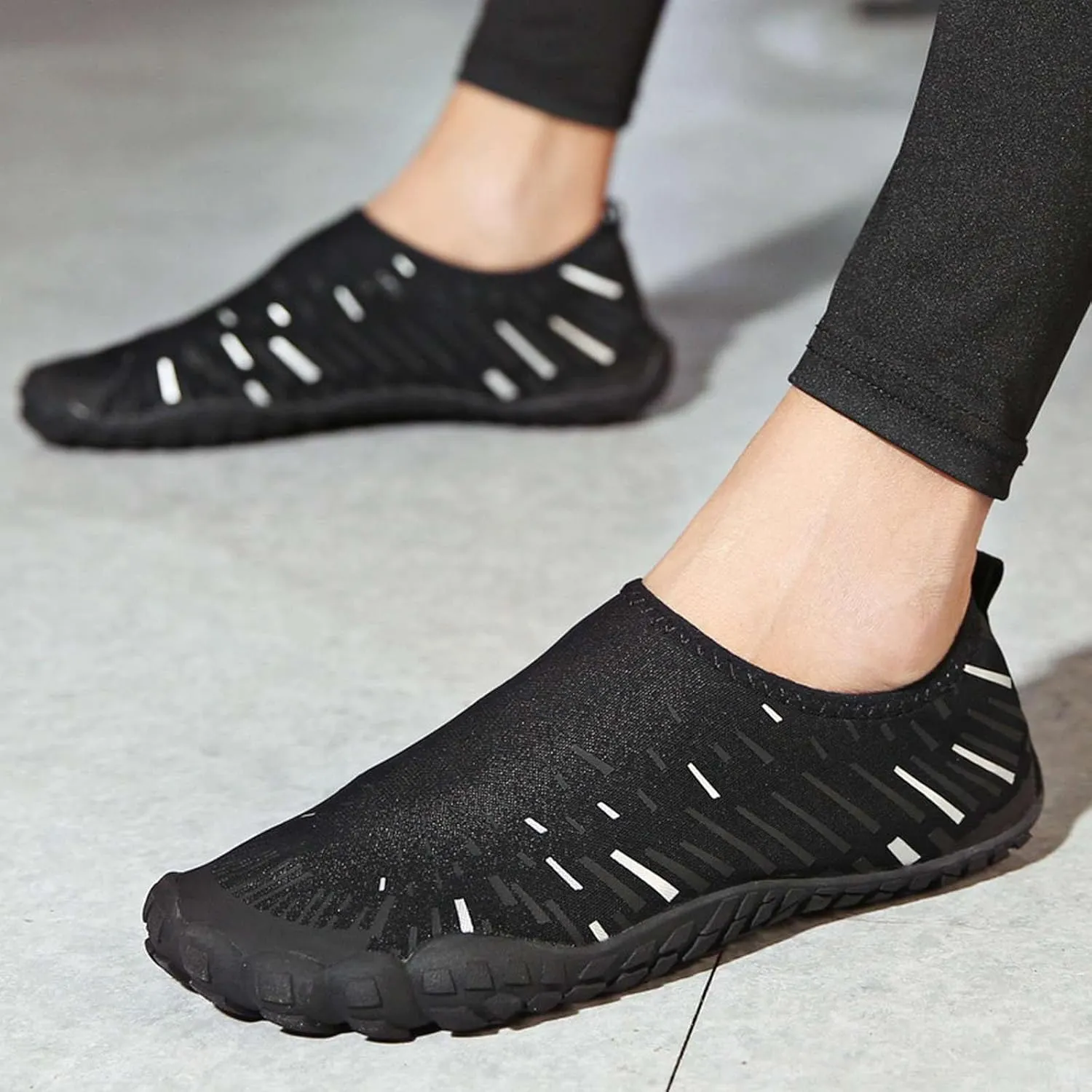 Quick Dry Aqua Shoes Water Shoes for Women Men Barefoot Beach Swim Pool Surf Hiking Kayaking Yoga Outdoor Sports Non Slip Footwear