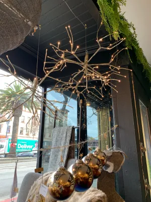 SILVER GLITTER LIGHTED BRANCH STARBURST