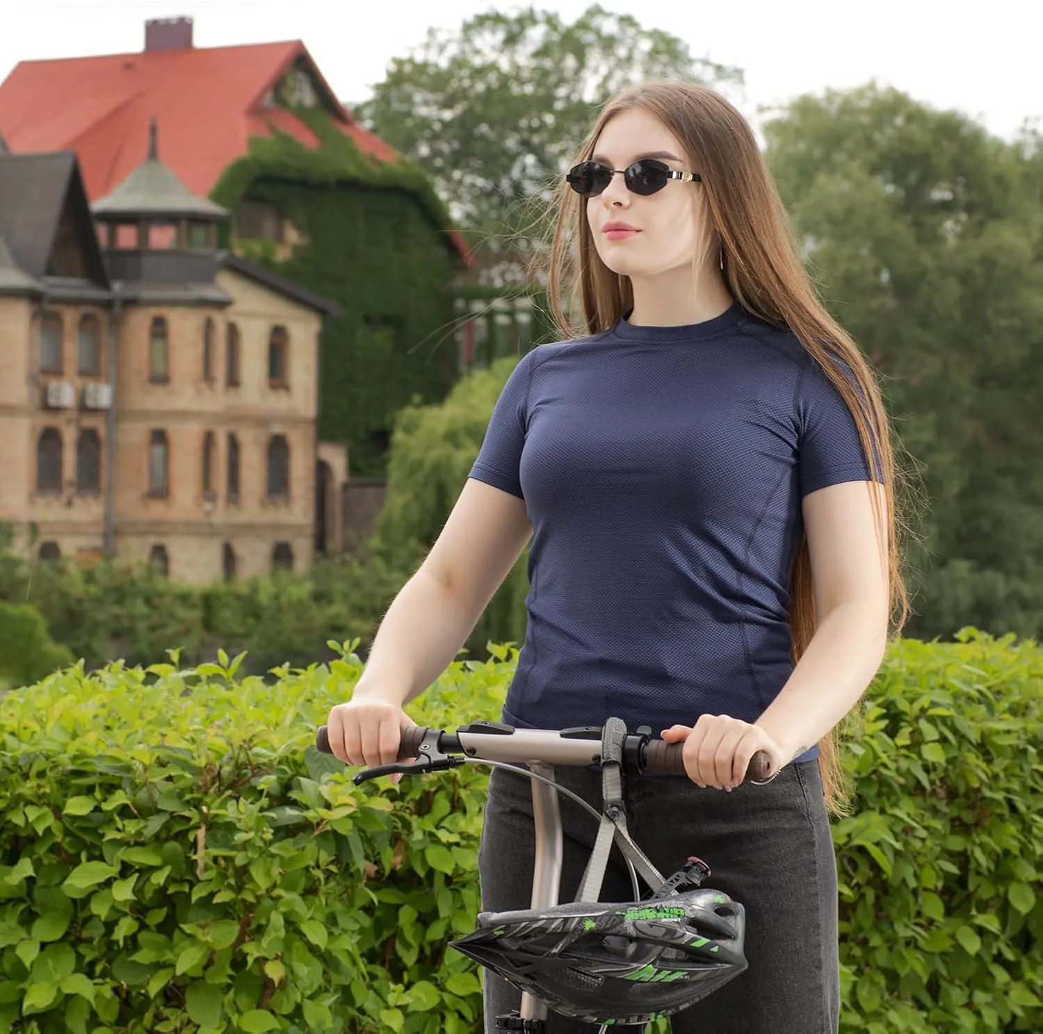Womens Military Moisture Wicking Base Layer T-Shirt - Tactical Training Army Professional - Polartec Delta - Odor Resist